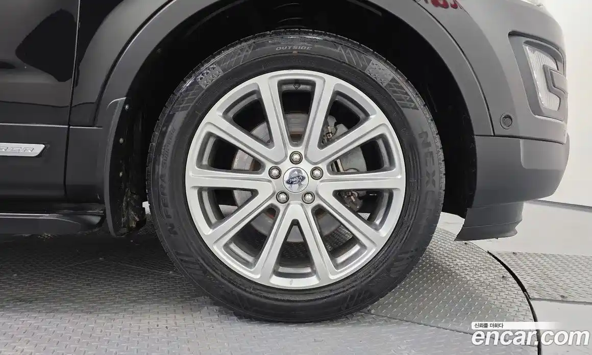 Ford Explorer 2017 2.3 гидро в Москве № 1350946, фото 7