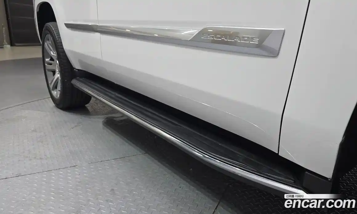 Cadillac Escalade 2020 6.2 гидро в Москве № 1351335, фото 30