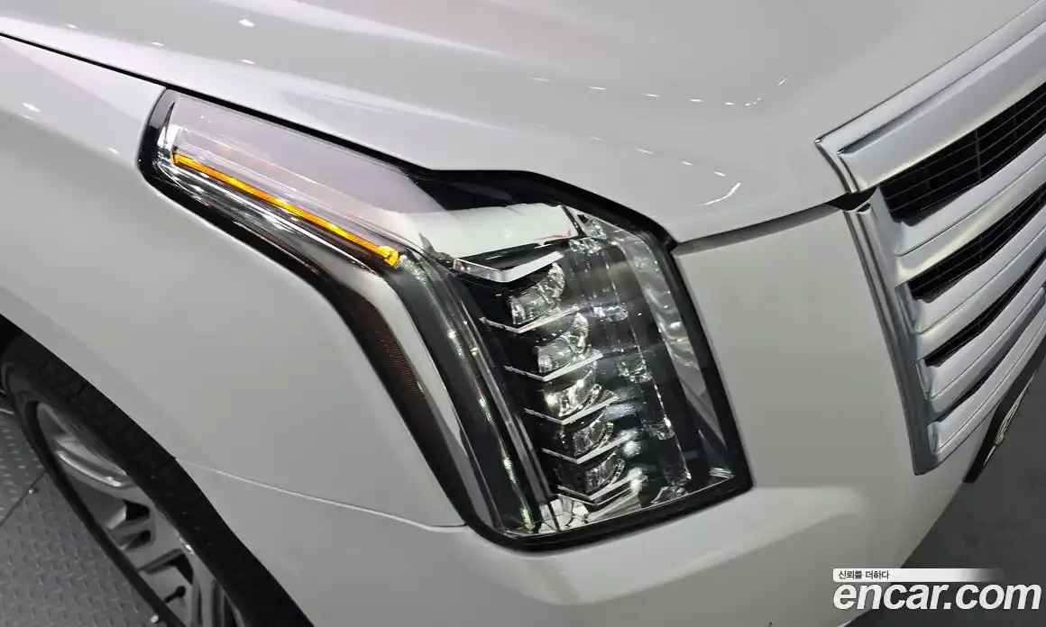 Cadillac Escalade 2020 6.2 гидро в Москве № 1351335, фото 8