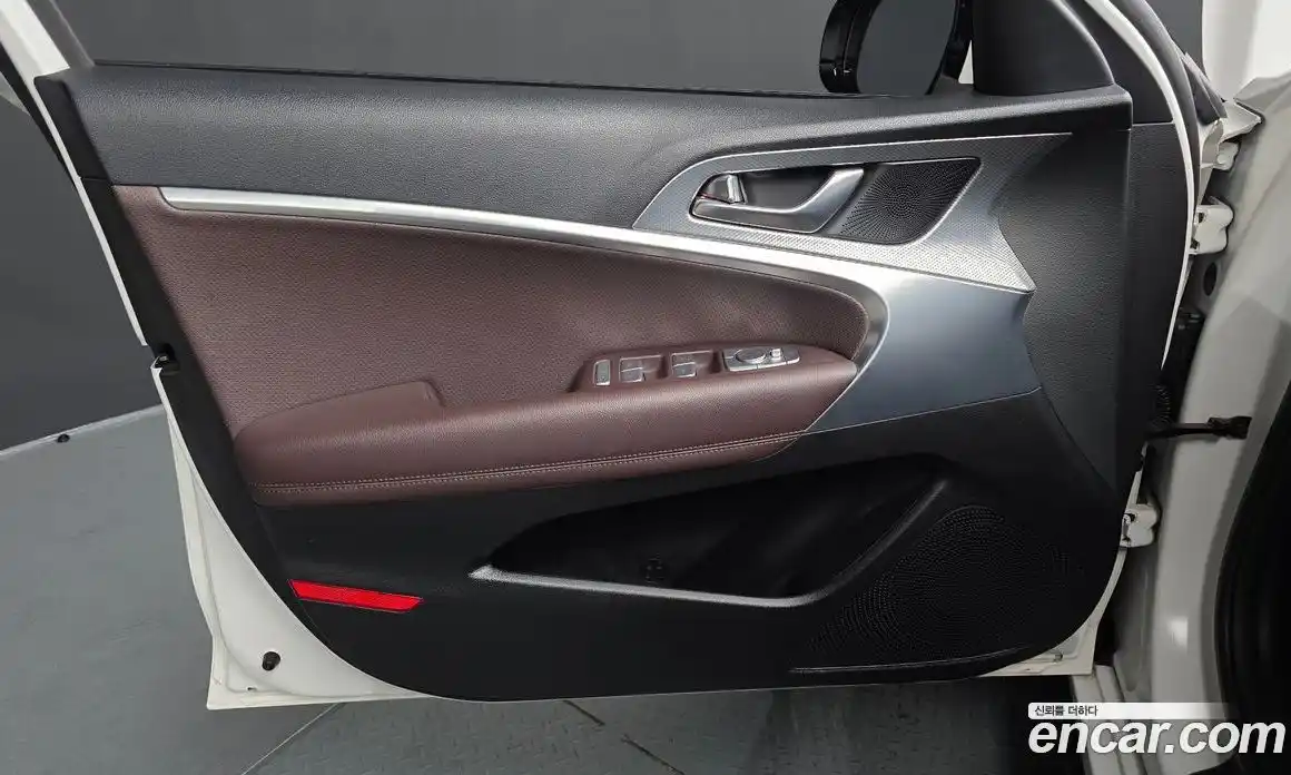 Genesis G70 2021 2.0 гидро в Москве, фото 32