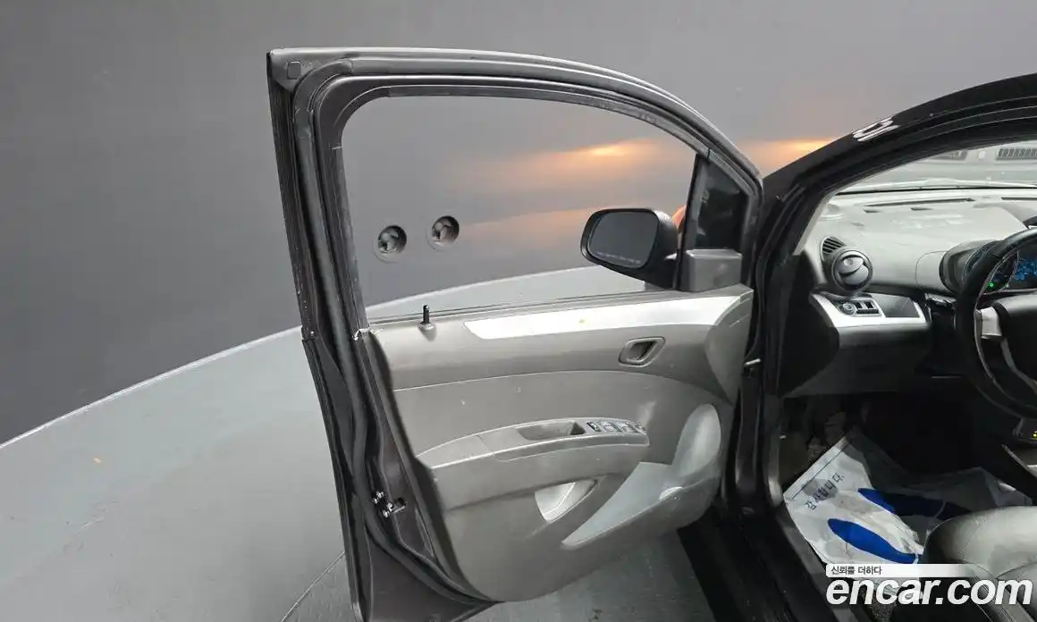 Chevrolet Spark 2014 1.0 гидро в Москве № 1401529, фото 14
