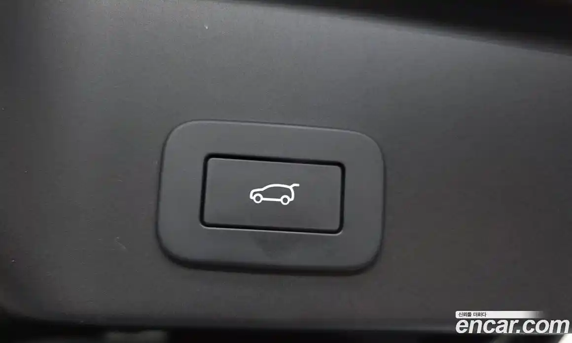 Land Rover Range-Rover Evoque 2024 2.0 гидро в Москве № 1405037, фото 26
