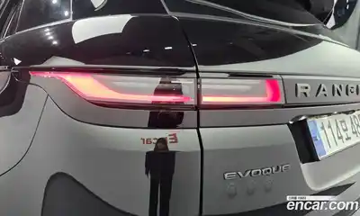 Land Rover Range-Rover Evoque 2024 2.0 гидро в Москве № 1405037, миниатюра 9