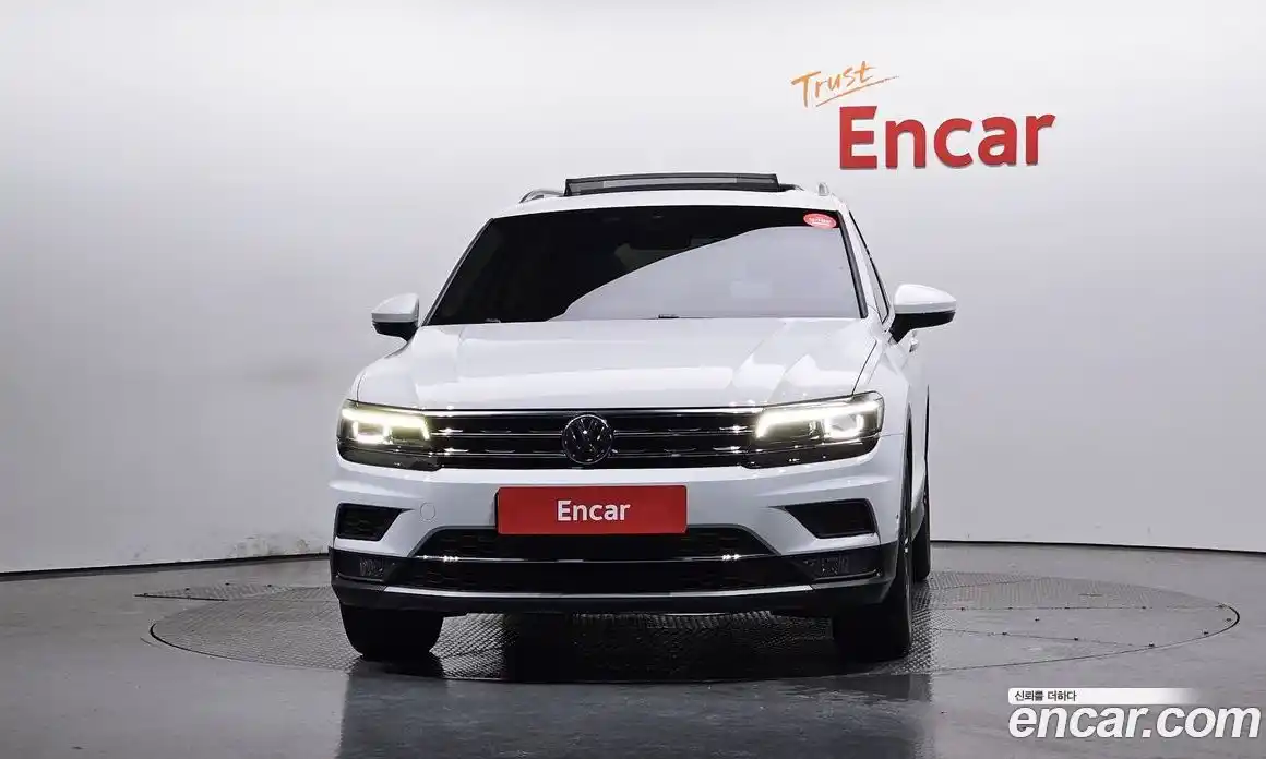 Volkswagen Tiguan 2020 2.0 гидро в Москве № 1405538, фото 3