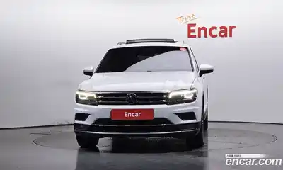 Volkswagen Tiguan 2020 2.0 гидро в Москве № 1405538, миниатюра 3