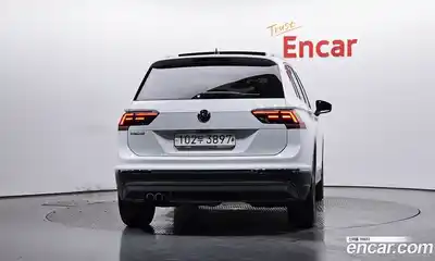 Volkswagen Tiguan 2020 2.0 гидро в Москве № 1405538, миниатюра 4