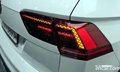 Volkswagen Tiguan 2020 2.0 гидро в Москве № 1405538, миниатюра 9
