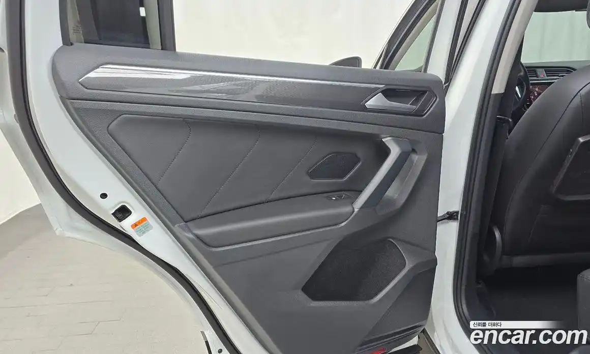 Volkswagen Tiguan 2020 2.0 гидро в Москве № 1405560, фото 15