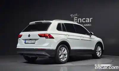 Volkswagen Tiguan 2020 2.0 гидро в Москве № 1405560, миниатюра 2