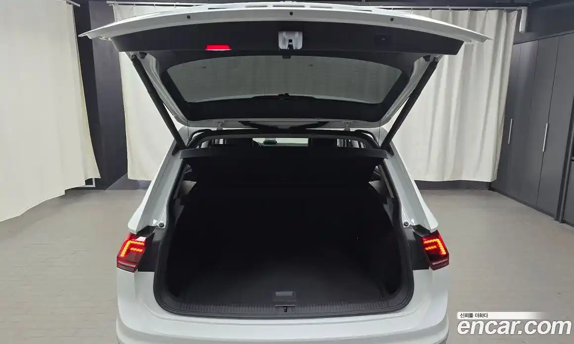 Volkswagen Tiguan 2020 2.0 гидро в Москве № 1405560, фото 26
