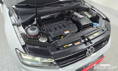 Volkswagen Tiguan 2020 2.0 гидро в Москве № 1405560, миниатюра 6