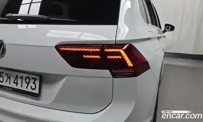 Volkswagen Tiguan 2020 2.0 гидро в Москве № 1405560, миниатюра 9