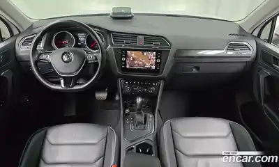 Volkswagen Tiguan 2020 2.0 гидро в Москве № 1405560, миниатюра 10