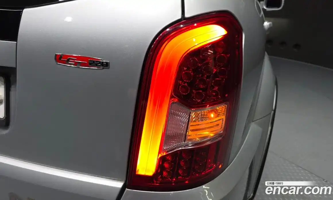 SsangYong Rexton 2016 2.2 гидро в Москве № 1419086, фото 9