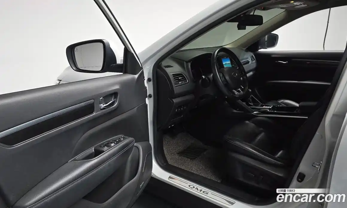 Renault QM6 2018 2.0 гидро в Москве № 1420927, фото 12