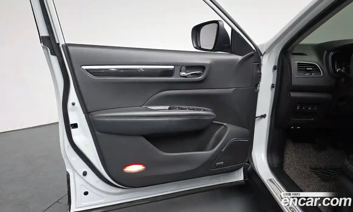 Renault QM6 2018 2.0 гидро в Москве № 1420927, фото 13