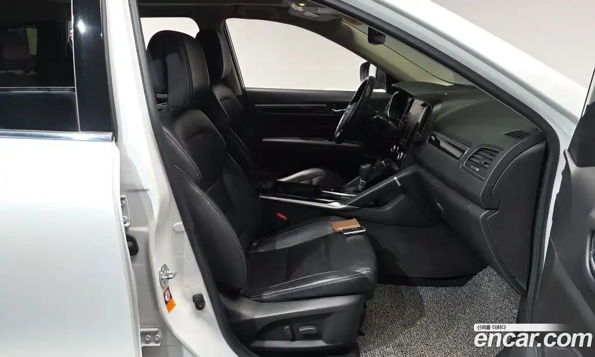 Renault QM6 2018 2.0 гидро в Москве № 1420927, фото 15