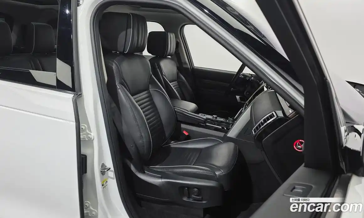 Land Rover Discovery 2019 3.0 гидро в Москве № 1423316, фото 17