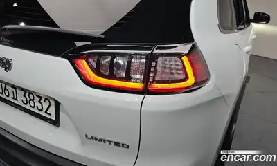 Jeep Cherokee 2021 2.4 гидро в Москве № 1424395, миниатюра 8