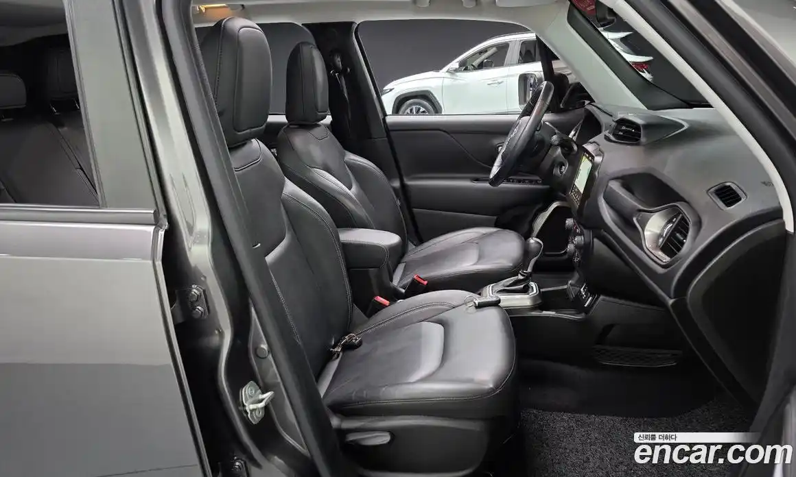 Jeep Renegade 2021 2.4 гидро в Москве № 1424441, фото 25