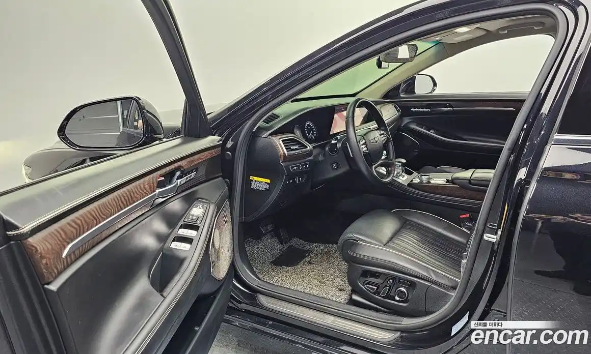 Genesis G90 2020 3.8 гидро в Москве, фото 13