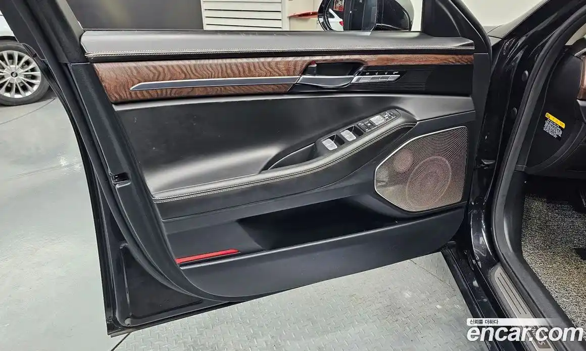 Genesis G90 2020 3.8 гидро в Москве, фото 14