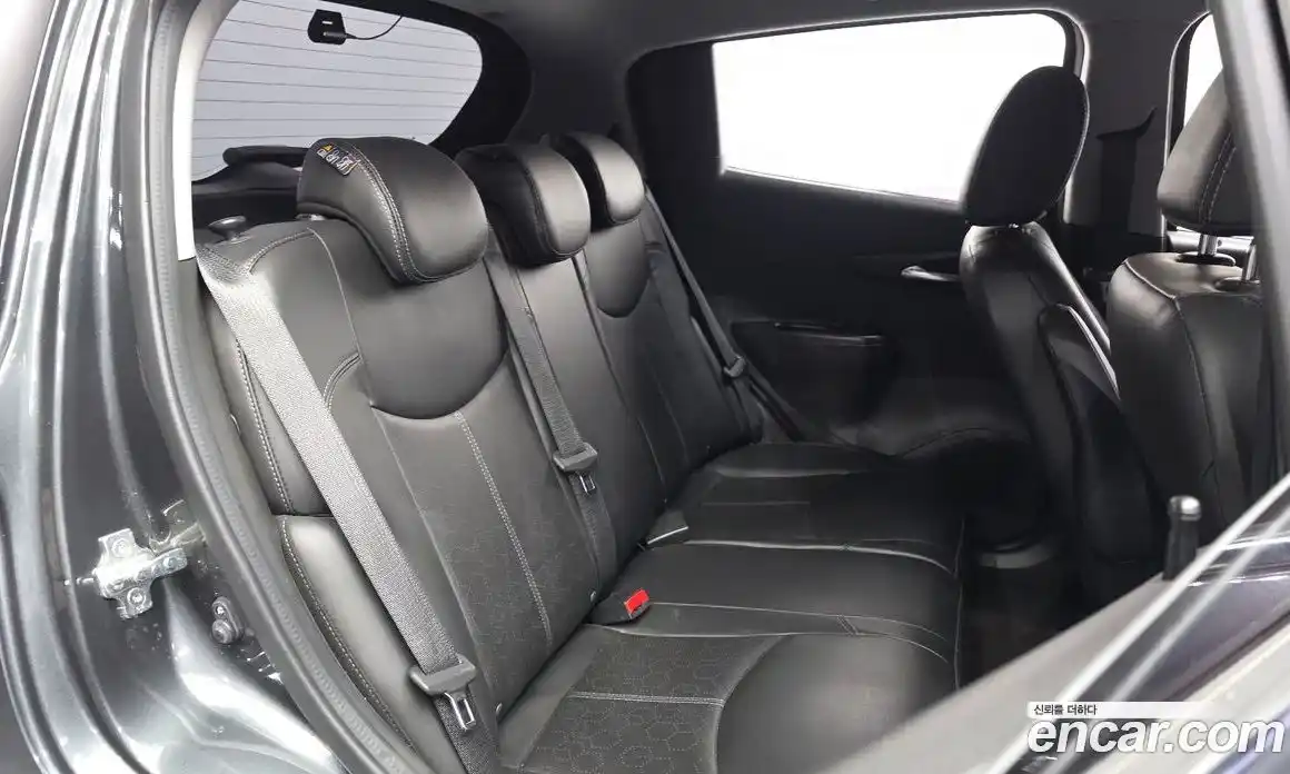 Chevrolet Spark 2016 1.0 гидро в Москве, фото 18