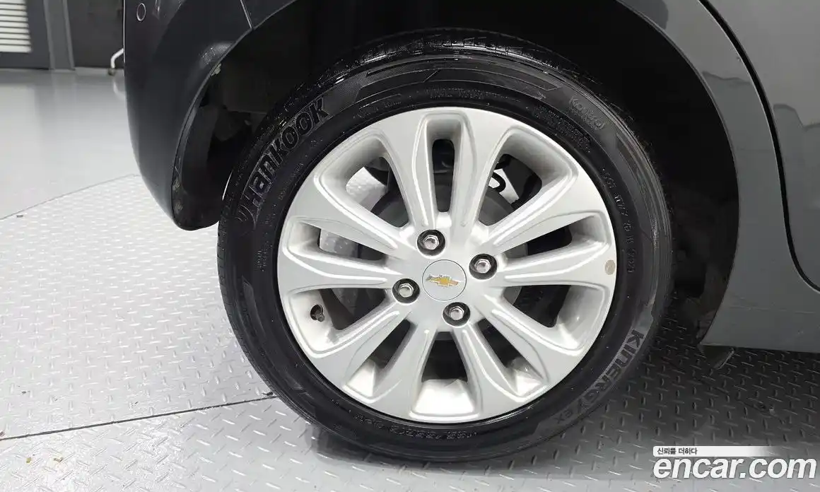 Chevrolet Spark 2016 1.0 гидро в Москве, фото 7