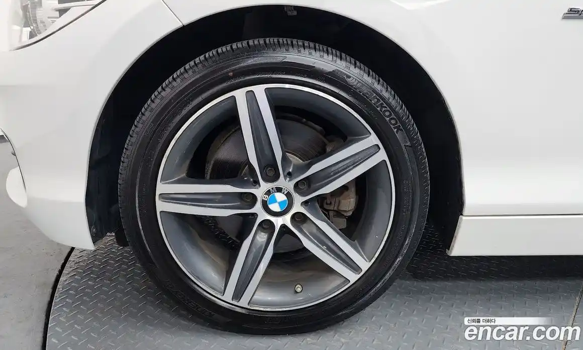 BMW 1-Series 2018 2.0 гидро в Москве № 1542521, фото 4