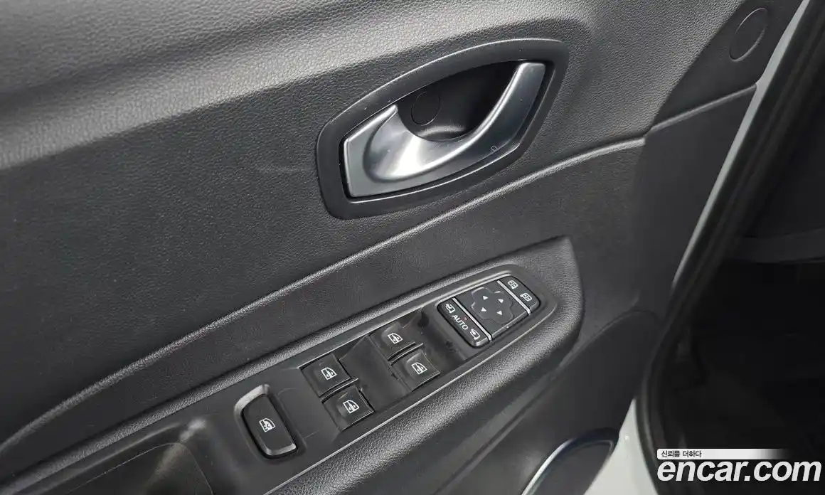 Renault QM3 2019 1.5 гидро в Москве № 1542854, фото 19