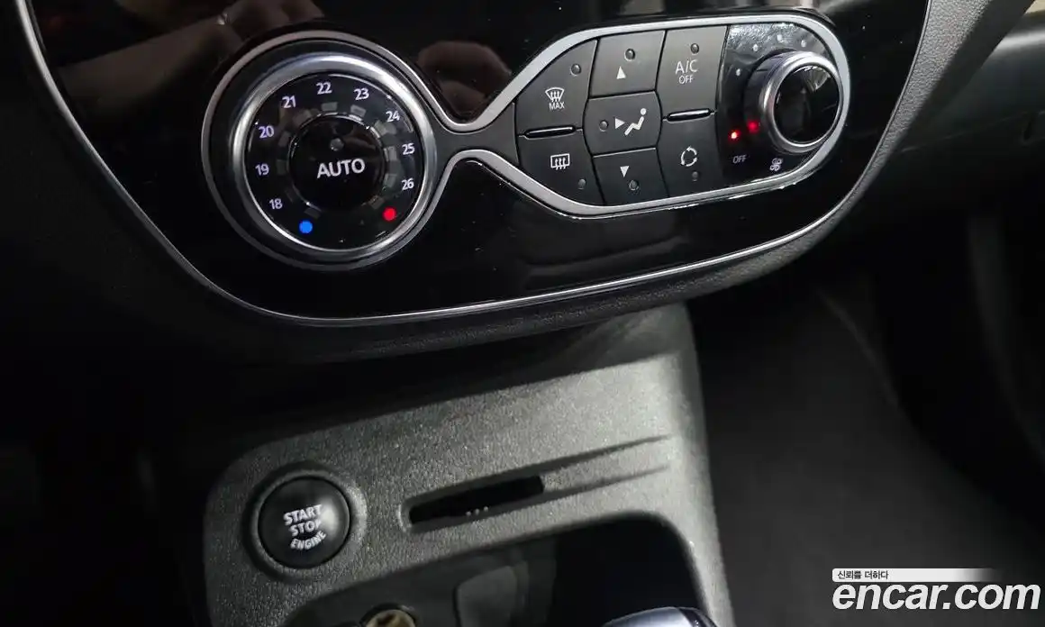 Renault QM3 2019 1.5 гидро в Москве № 1542854, фото 24