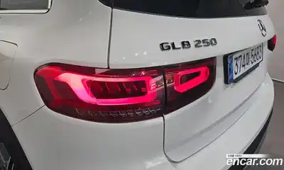 Mercedes-Benz GLB-Class 2022 2.0 гидро в Москве № 1545055, миниатюра 9