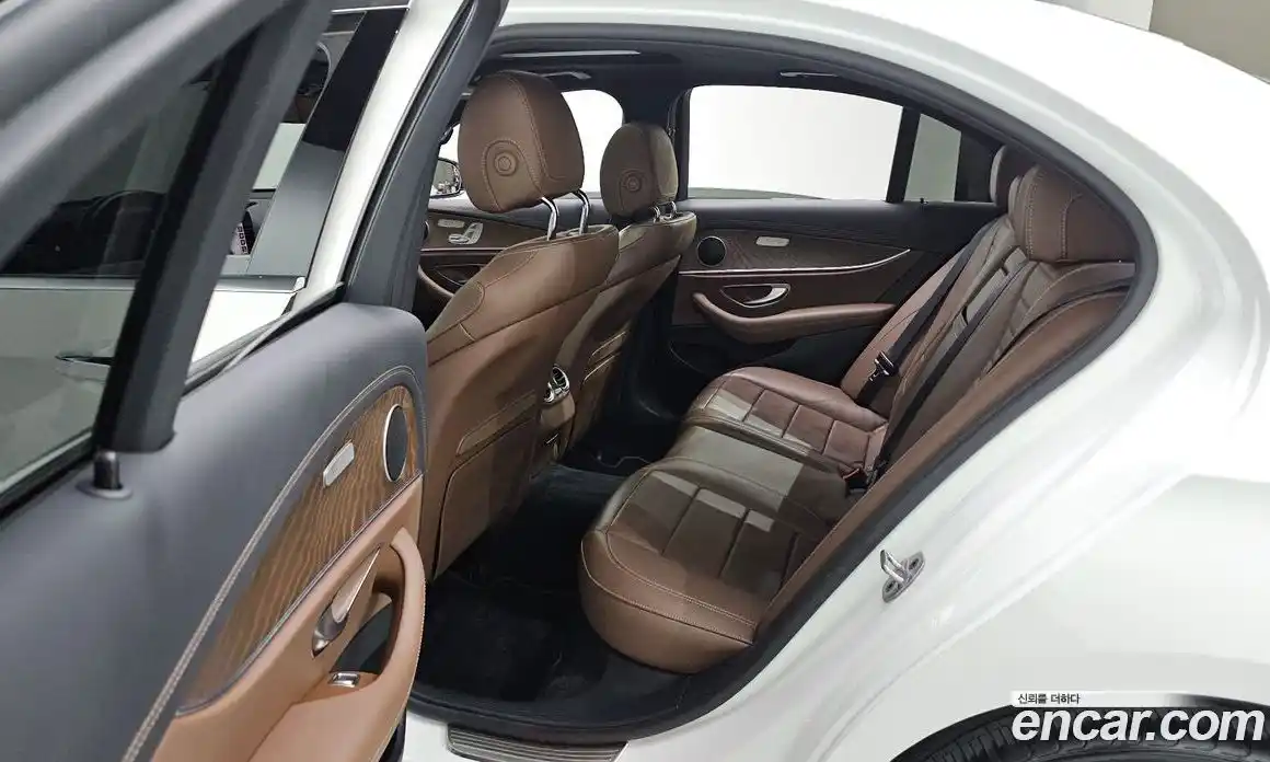 Mercedes-Benz E-Class 2021 2.0 гидро в Москве № 1545302, фото 25
