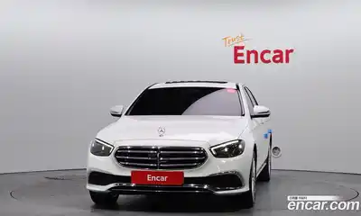 Mercedes-Benz E-Class 2021 2.0 гидро в Москве № 1545302, миниатюра 3