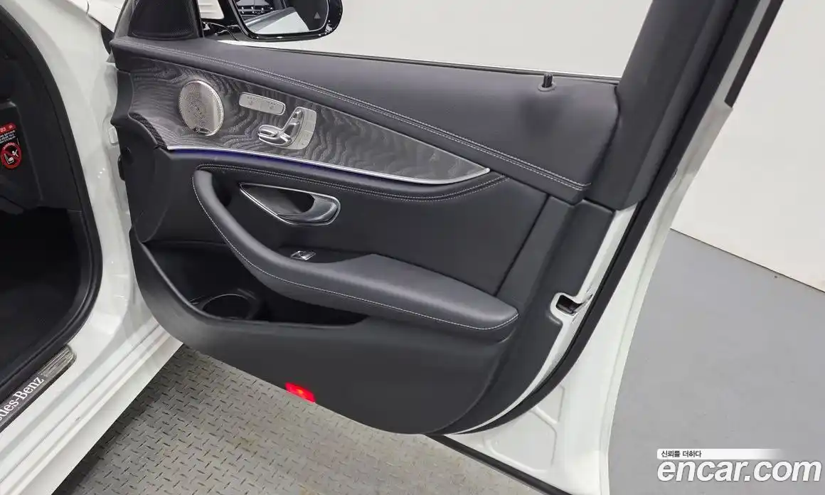 Mercedes-Benz E-Class 2022 2.0 гидро в Москве № 1545522, фото 14