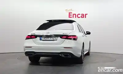 Mercedes-Benz E-Class 2022 2.0 гидро в Москве № 1545522, миниатюра 4