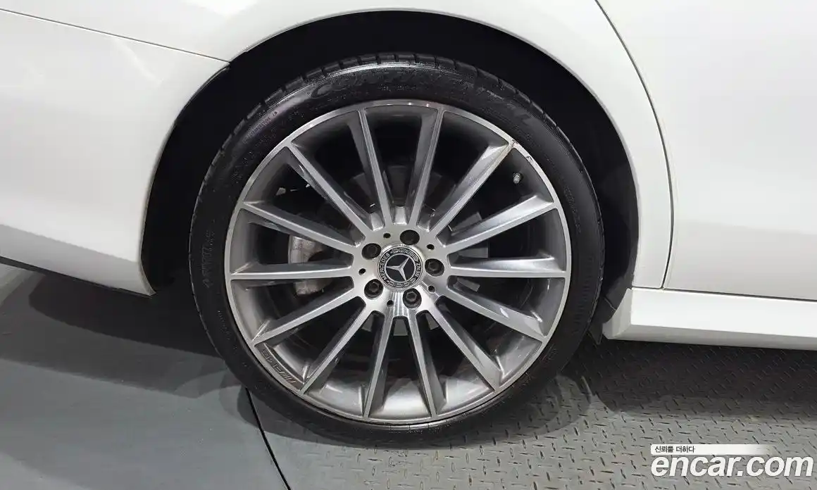 Mercedes-Benz E-Class 2022 2.0 гидро в Москве № 1545522, фото 5