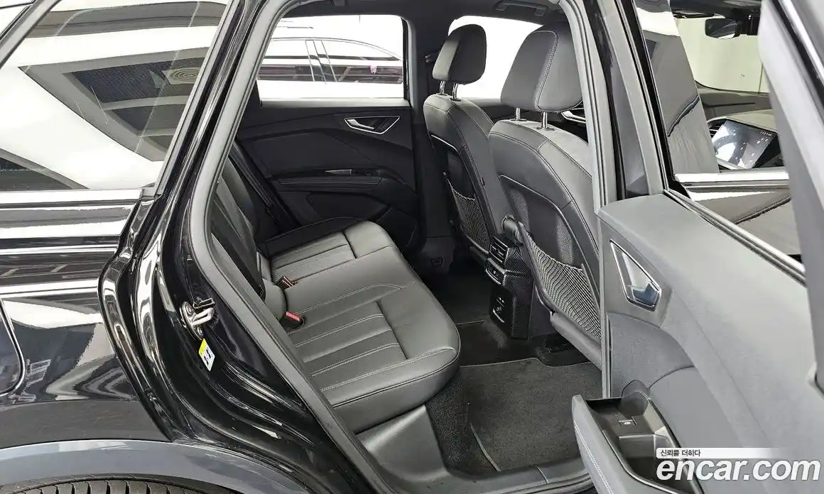Audi Q4 e-tron 2025 0.2 гидро в Москве № 1545836, фото 17
