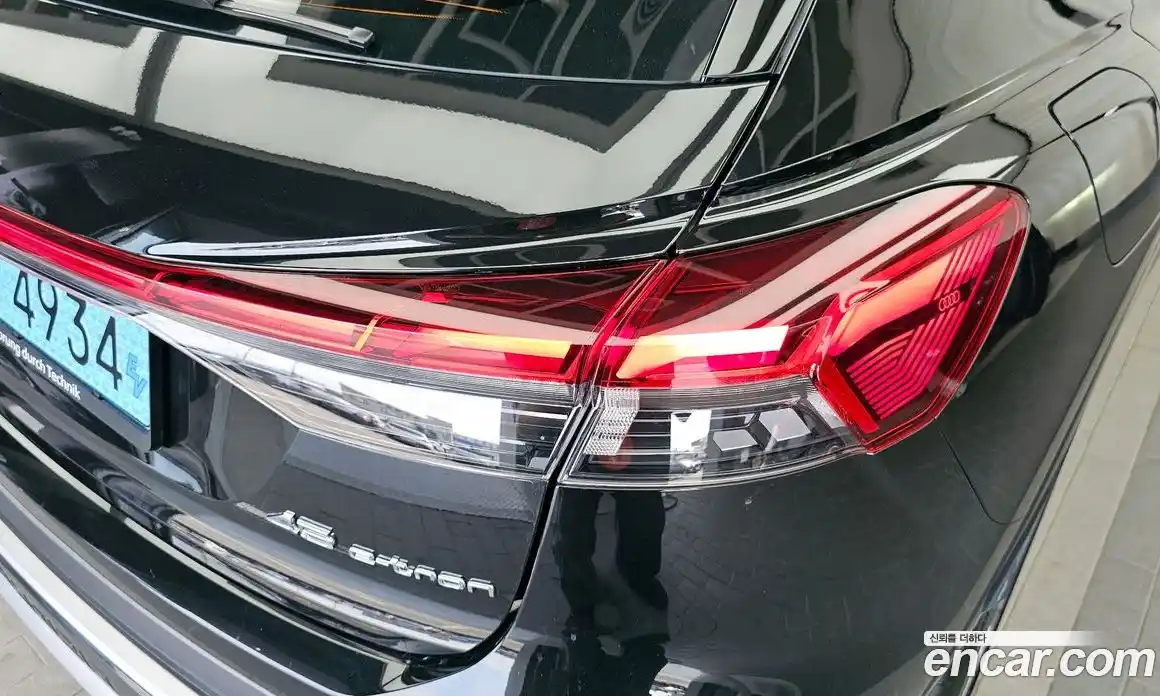 Audi Q4 e-tron 2025 0.2 гидро в Москве № 1545836, фото 8