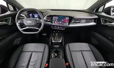 Audi Q4 e-tron 2025 0.2 гидро в Москве № 1545836, миниатюра 9