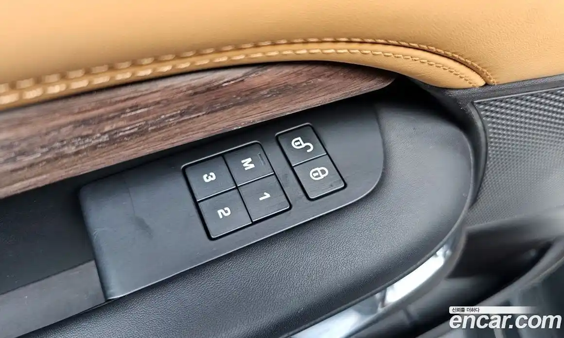 Land Rover Discovery 2017 3.0 гидро в Москве № 1547533, фото 29