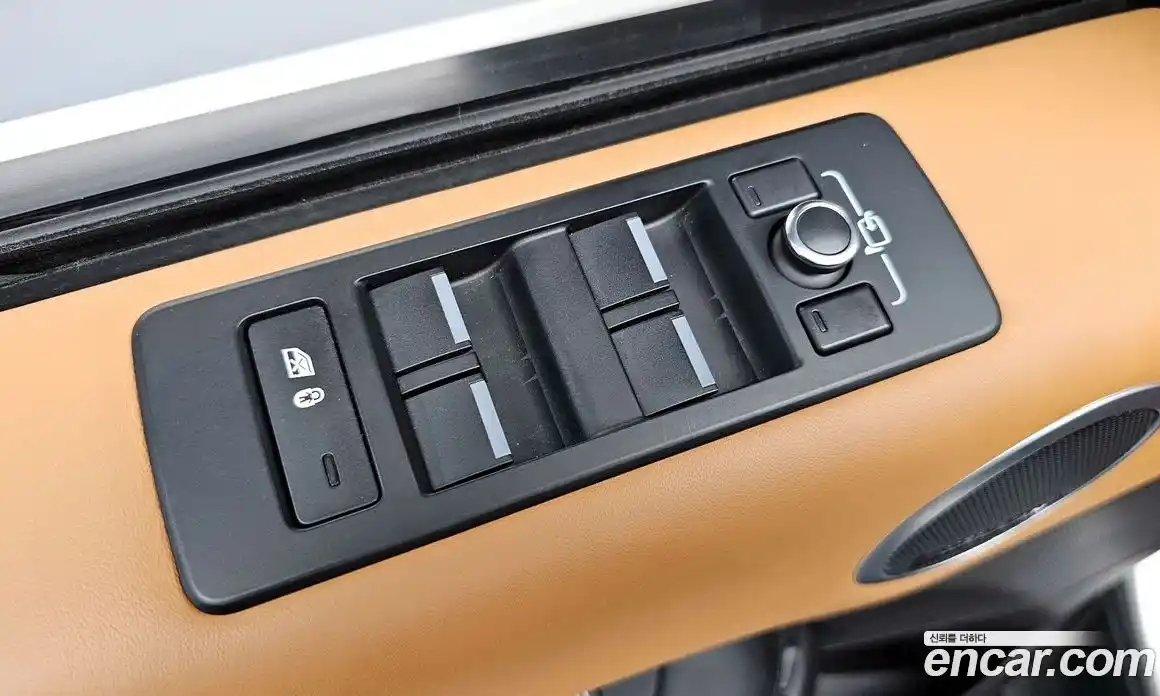 Land Rover Discovery 2017 3.0 гидро в Москве № 1547533, фото 31