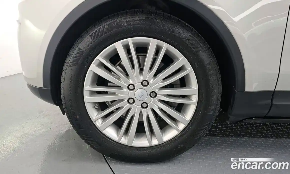 Land Rover Discovery 2017 3.0 гидро в Москве № 1547533, фото 5