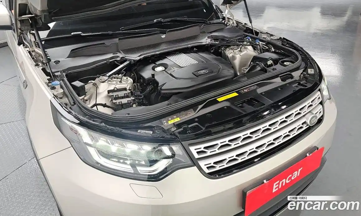 Land Rover Discovery 2017 3.0 гидро в Москве № 1547533, фото 6