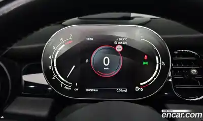 Mini Cooper Convertible 2024 1.5 гидро в Москве № 1548163, миниатюра 11