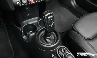 Mini Cooper Convertible 2024 1.5 гидро в Москве № 1548163, миниатюра 12