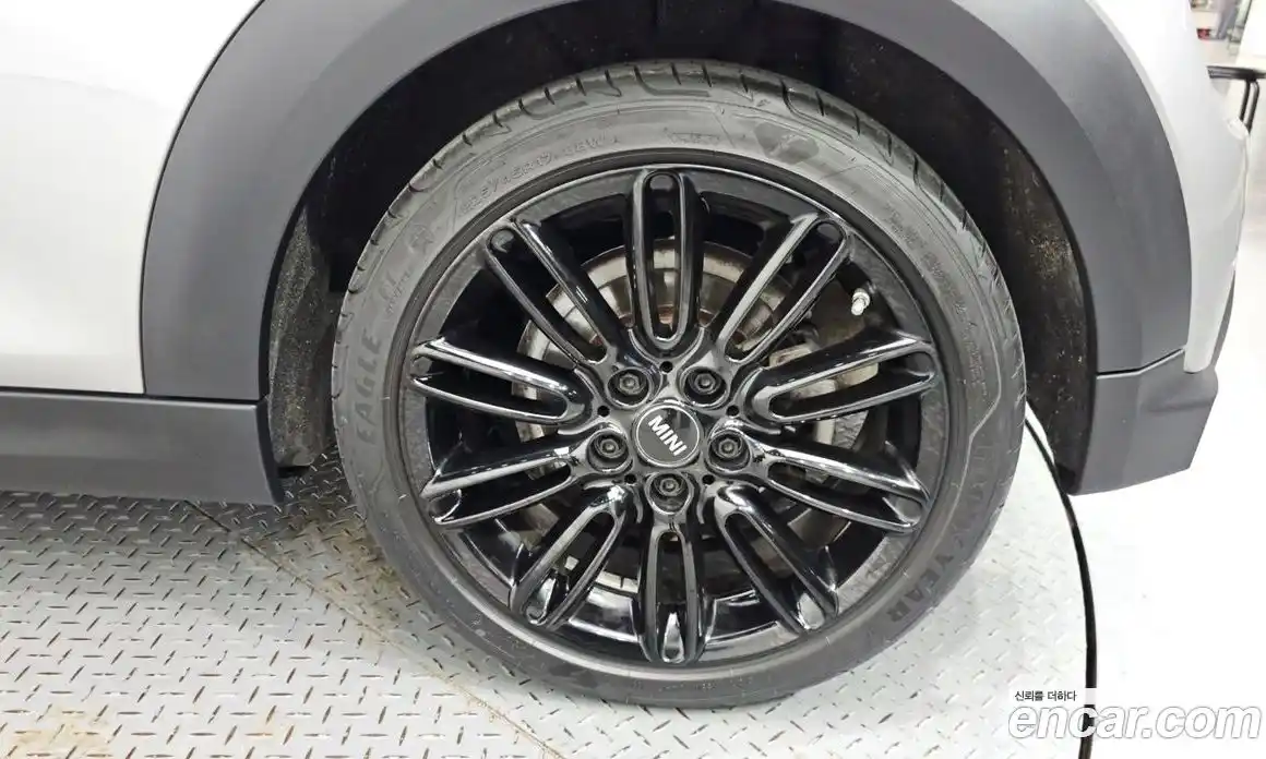 Mini Cooper Convertible 2024 1.5 гидро в Москве № 1548163, фото 7