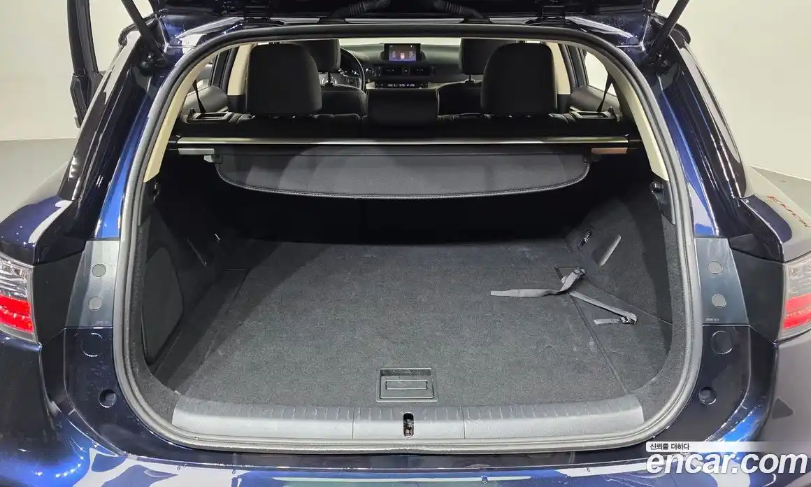 Lexus CT200h 2017 1.8 гидро в Москве № 1548797, фото 26