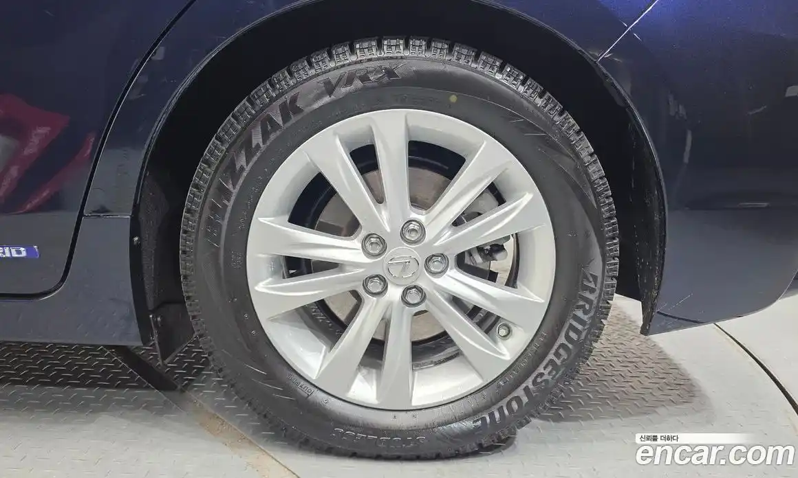Lexus CT200h 2017 1.8 гидро в Москве № 1548797, фото 7