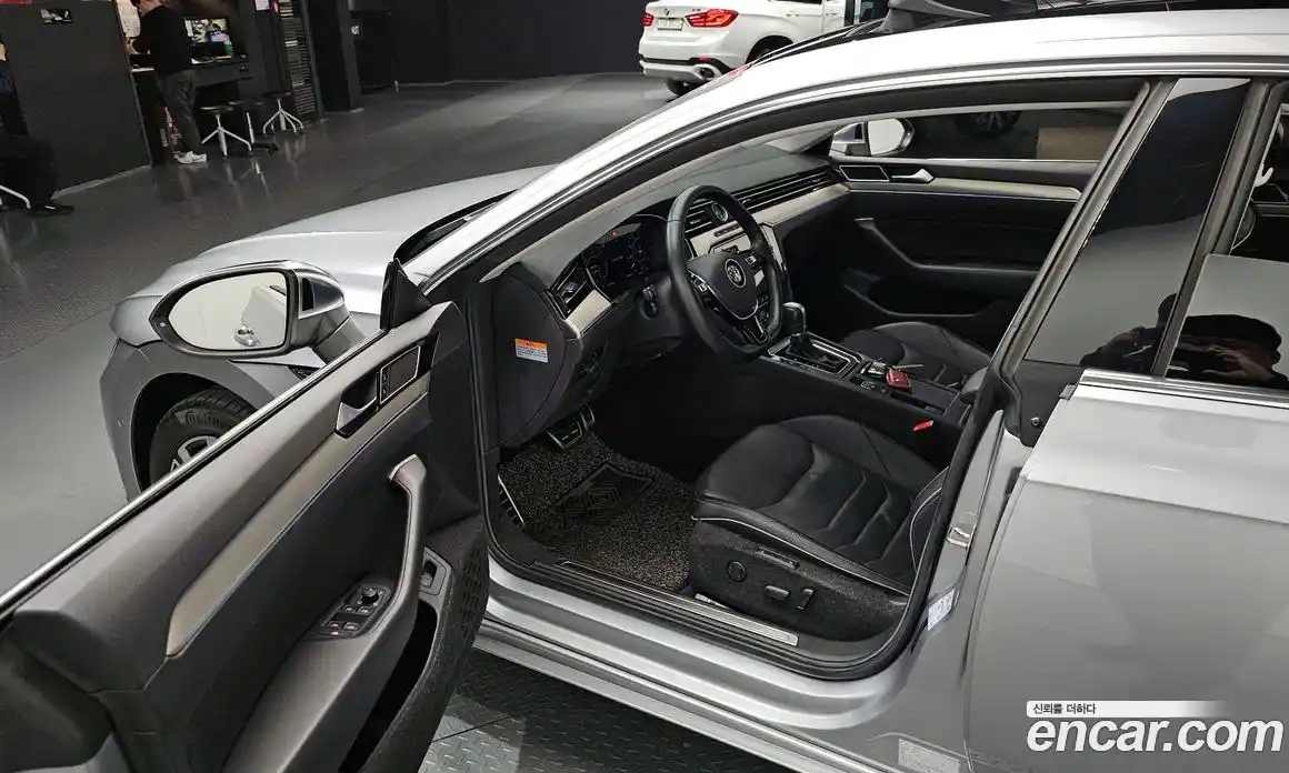 Volkswagen Arteon 2019 2.0 гидро в Москве № 1549042, фото 13